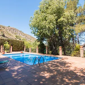 https://finca-casa-alta.es-andalucia.com