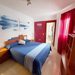 Habitación en casa particular Habitación Doble Con Baño Privado En Tenerife, Canary Islands, La Laguna (Tenerife)
