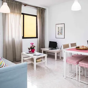 https://casa-eli.tenerifehoteles.net